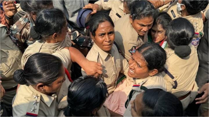 Andhra Pradesh Congress Committee president Y S Sharmila was apprehended by Vijayawada Police while attempting to lead a protest march to the Secretariat on Thursday.