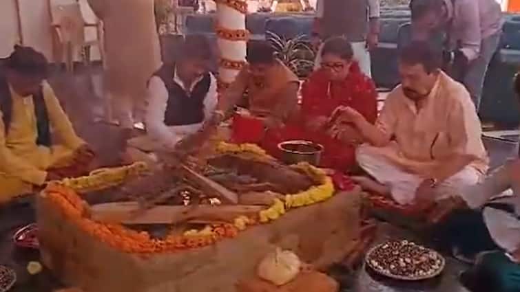 Smriti Irani Griha Pravesh Ceremony Residence Amethi Uttar Pradesh Lok Sabha Election 2024 Bharat Jodo Nyay Yatra Rahul Gandhi Smriti Irani Performs 'Griha Pravesh' Ceremony At New Residence In Amethi Ahead Of Lok Sabha Polls