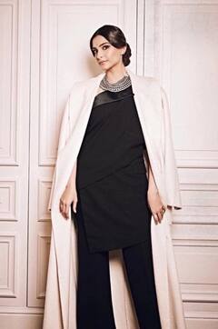 Sonam kapoor Photo: બ્લેક આઉટફીટમાં સોનમ કપૂરનો ક્લાસી અવતાર, જુઓ સુંદર તસવીરો