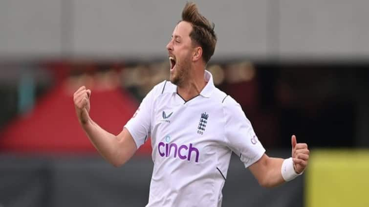 Ollie Robinson, who has wickets of Virat Kohli can be England’s saviour at Ranchi get to know IND vs ENG: ঝুলিতে রয়েছে বিরাটের উইকেট, জড়িয়েছেন বিতর্কেও, স্টোকসদের ত্রাতা হতে পারবেন রবিনসন?