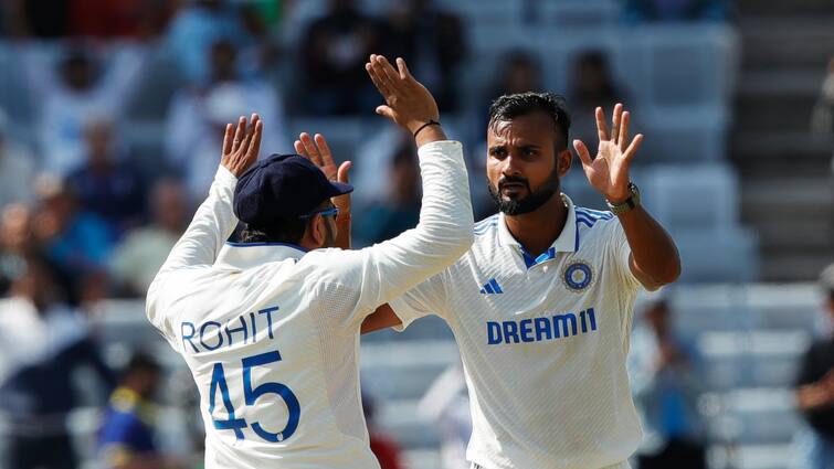 Ind Vs Eng 4th Test Ranchi Akash strikes england top three Ind Vs Eng 4th Test Ranchi: అరంగేట్రంలోనే ఇరగదీస్తున్న ఆకాశ్‌ - రెండు ఓవర్ల వ్యవధిలో మూడు వికెట్లు