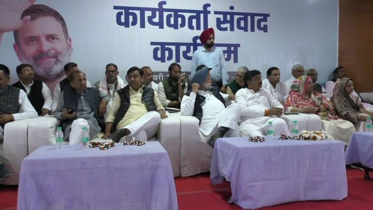 Lok Sabha Election 2024 Govind Singh Dotasara angry when Congress officials not attend meeting Rajasthan ann Lok Sabha Election 2024: मीटिंग में नहीं पहुंचे कांग्रेस के पदाधिकारी तो भड़के गोविंद सिंह डोटासरा, '...उन्हें पार्टी से बर्खास्त कर दें'