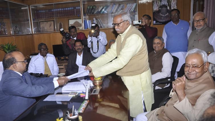 Who Is Narendra Narayan Yadav Elected Unopposed As Deputy Speaker of Bihar Assembly कौन हैं नरेंद्र नारायण यादव? जो निर्विरोध चुने गए बिहार विधानसभा के डिप्टी स्पीकर