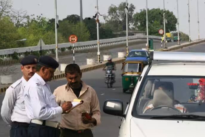 કેટલાક લોકો આ ચલણોની અવગણના કરતા રહે છે અને આ સિલસિલો ચાલુ રહે છે. ઘણી વખત એવું જોવા મળ્યું છે કે મોટરસાઇકલની કિંમત કરતાં મેમો વધુ હોય છે.