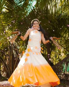 Prathamesh - Kshitija Wedding :  'गजर झाला दारी, साजनाची स्वारी आली' दगडूच्या पराजूचे हळदीचे फोटो समोर!