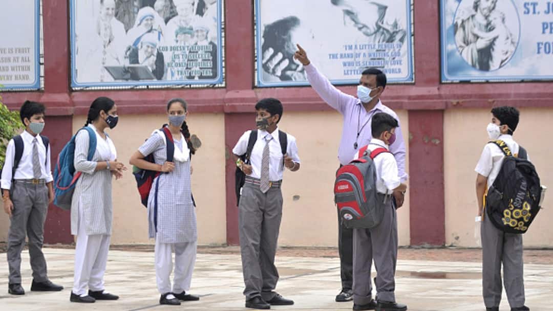 Rajasthan Two School Teachers Suspended Another Probed Religious Conversion Kota Madan Dilawar Rajasthan: 2 School Teachers Suspended, Another Being Probed Over 'Religious Conversion' Charges In Kota