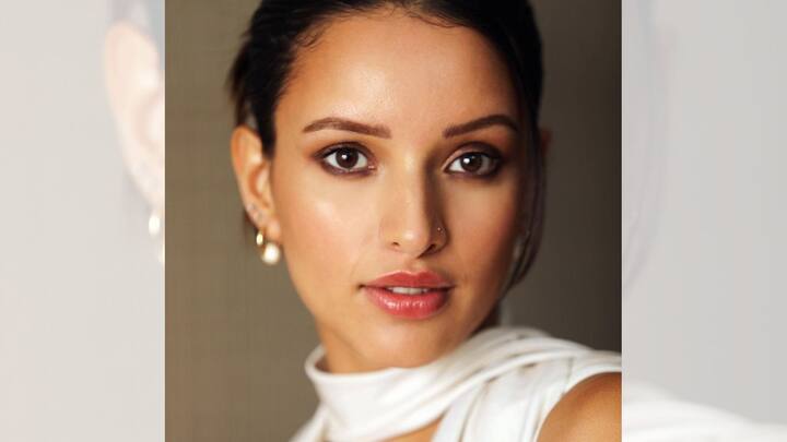 আগে একবার অভিনেত্রী জানিয়েছিলেন তিনি শাহরুখ খান, বিজয় দেবেরাকোণ্ডা ও রণবীর কপূরের সঙ্গে কাজ করতে চান। একটি আশা তার পূরণ হয়েছে বটে। রণবীরের সঙ্গে ‘অ্যানিম্যাল’ ছবিতে অভিনয় বিশেষ খ্যাতি এনে দিয়েছে তাঁকে। ছবি: ইনস্টাগ্রাম