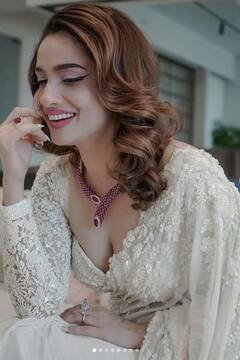 Ankita Lokhande: ਅੰਕਿਤਾ ਲੋਖੰਡੇ ਨੇ ਸਾੜ੍ਹੀ ਚ ਦਿਖਾਇਆ ਜ਼ਬਰਦਸਤ ਅੰਦਾਜ਼, ਤਸਵੀਰਾਂ ਦੇਖ ਉੱਡ ਜਾਣਗੇ ਹੋਸ਼