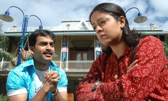 இப்படம் வெளியாகி இன்றுடன் 17 ஆண்டுகளை நிறைவு செய்கிறது.