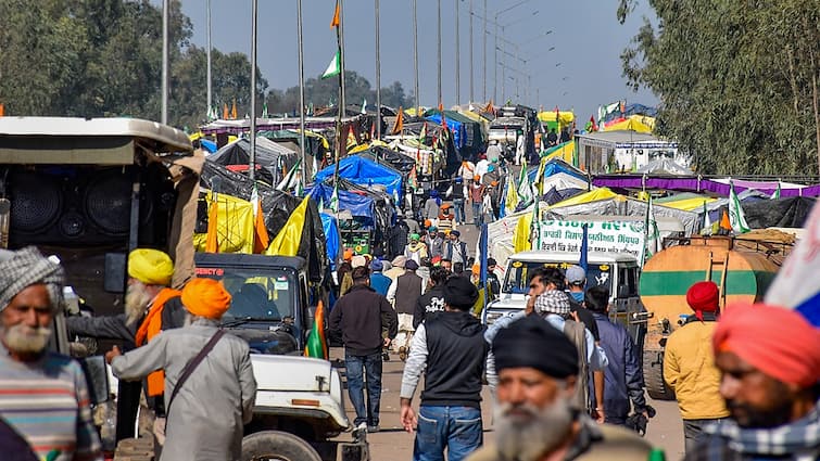 Farmer Protest Marathi news 1 more farmer died 3 policemen also death many injured Farmer Protest : शेतकरी आंदोलनाला हिंसक वळण, आणखी 1 शेतकऱ्याचा मृत्यू, 3 पोलिसांचाही मृत्यू, अनेक जण जखमी