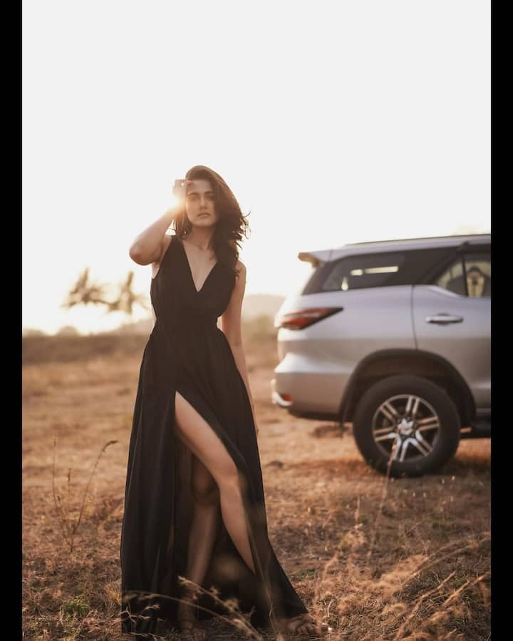సిమ్రన్ చౌదరి ( Image courtesy : Simran Choudhary/Instagram)