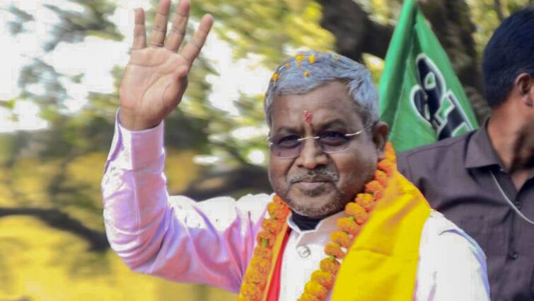Jharkhand Staff Selection Commission BJP Leader Babulal Marandi Said Corruption prevails in JSSC Jharkhand: बाबूलाल मरांडी का चंपई सोरेन सरकार पर आरोप, कहा- 'JSSC में भ्रष्टाचार का बोलबाला'