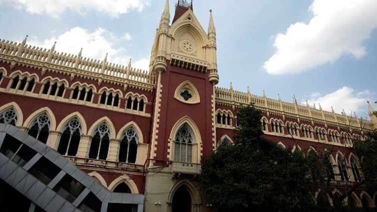 Calcutta HC Slams ECI For Inaction, Bars BJP From Making Derogatory Ads About TMC 'ECI Has Grossly Failed': Calcutta HC Slams Poll Body For Inaction, Bars BJP From Making Derogatory Ads About TMC