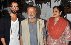 बतौर चाइल्ड आर्टिस्ट और बैकग्राउंड डांसर से करियर शुरू करने वाला ये एक्टर आज है सुपरस्टार, पहचाना क्या?