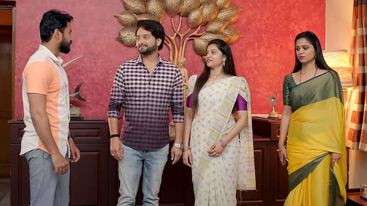 Krishna mukunda Murari serial today episode february 24th written update Krishna mukunda Murari Serial Today february 24th: ‘కృష్ణ ముకుంద మురారి’ సీరియల్‌ : సాగుతోన్న శోభనం ఎపిసోడ్ - ముకుంద కొత్త ప్లాన్ కూడా బెడిసి కొడుతుందా?