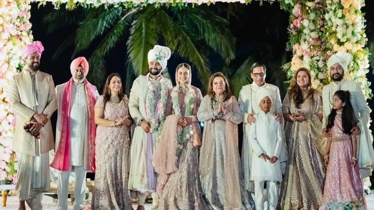 Mises à jour en direct de Entertainment News Today : Rakul Preet Singh et Jackky Bhagnani publient de nouvelles photos de leur mariage de rêve