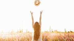 खुशहाल जिंदगी के लिए अपनाएं ये आसान टिप्स, बदल जाएगी आपकी जिंदगी