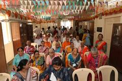 गिरगावच्या श्याम सदन गणेशोत्सव मंडळाकडून सर जेजे धर्मशाळेतील ज्येष्ठ नागरिकांसाठी आपुलकीचा हात