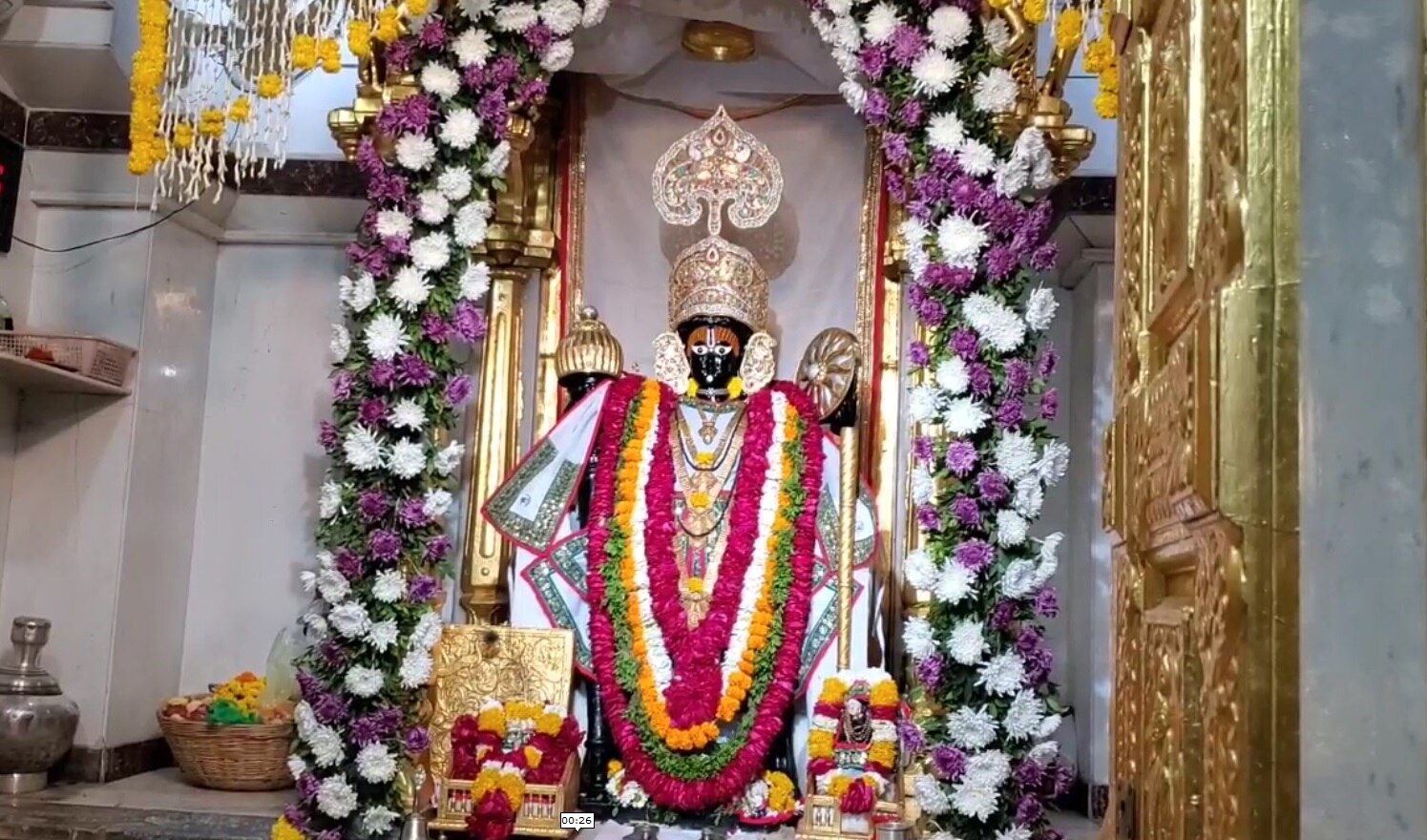 Shamlaji Temple: મહા પૂનમ નિમિત્તે શામળાજી મંદિર ભક્તોનું ઘોડાપુર, વહેલી સવારથી જ દર્શનાર્થીઓની લાગી કતારો