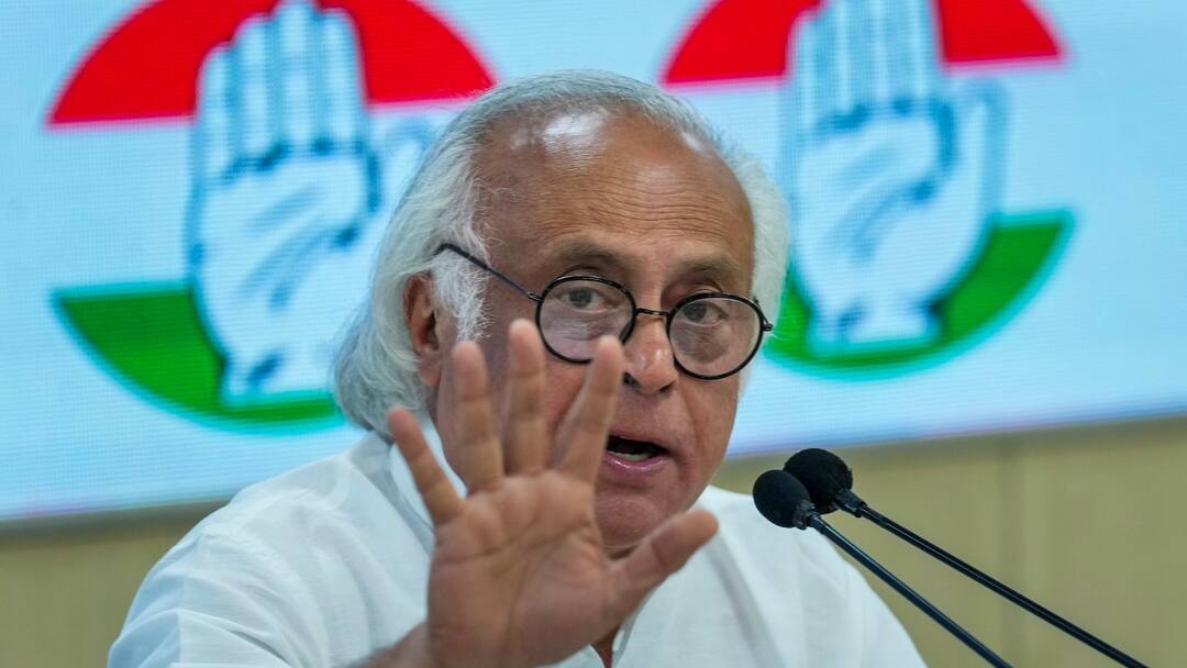 Govt Carried Out Coal Auctions After Tweaking Rules To Favour A Few Industrialists: Cong Cites CAG Reports Congress CAG Report Modi Govt Carried Out Coal Auctions Rules To Favour Industrialists ED Jairam Ramesh Modi Government Govt Carried Out Coal Auctions After Tweaking Rules To Favour A Few Industrialists: Cong Cites CAG Reports