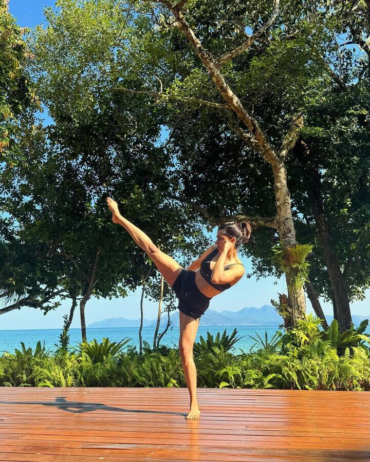 தென்னிந்திய சினிமாவின் முன்னணி நடிகைகளுள் ஒருவர் சமந்தா.