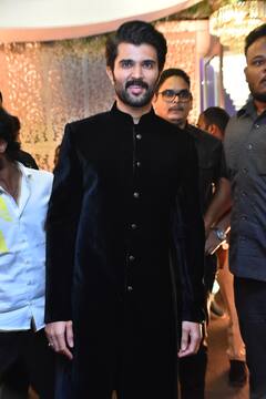 Ashish Reception - విజయ్ దేవరకొండ to శర్వానంద్: ఆశిష్ వెడ్డింగ్ రిసెప్షన్‌కు హాజరైన టాలీవుడ్ సెలబ్రిటీలు వీరే