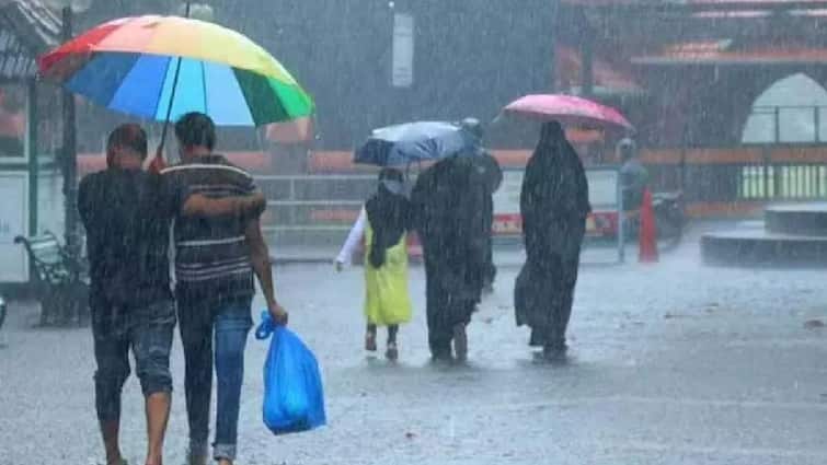 Tamil Nadu may receive light rain at a few places today and tomorrow according to the Meteorological Department TN Weather Update: தமிழ்நாட்டில் இன்றும் நாளையும் மழைக்கு வாய்ப்பு - சென்னையில் எப்படி? இன்றைய நிலவரம்