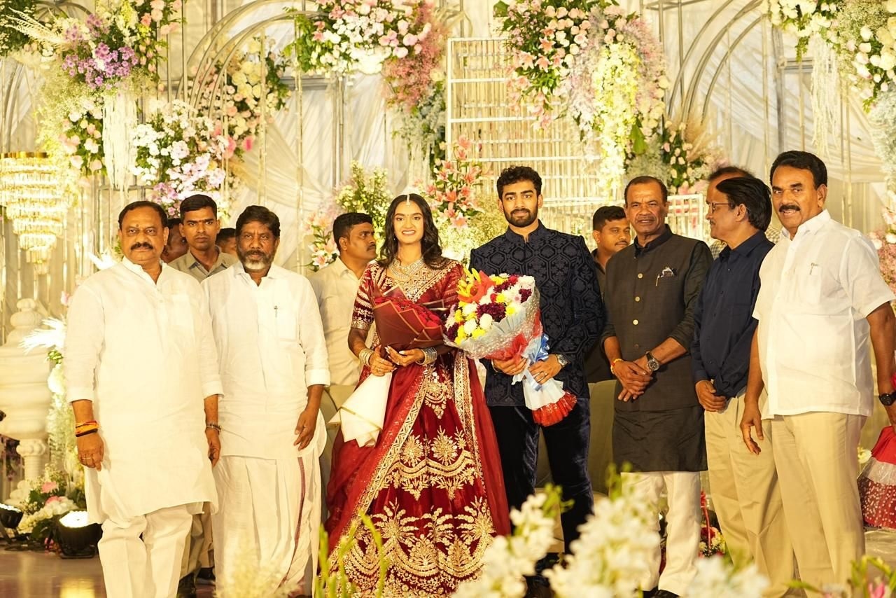 Sharmila Son Wedding Reception: షర్మిల కుమారుడి మ్యారేజ్ రిసెప్షన్ కు హాజరైన ఖర్గే, రేవంత్ రెడ్డి సహా ప్రముఖులు