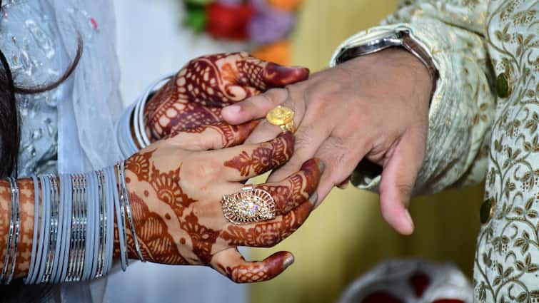 The health benefits of marriage Health Benefits Of Wedding: పెళ్లి ఆరోగ్యానికి ఎంతో మేలు చేస్తుందట, ఎలాగో తెలుసా?