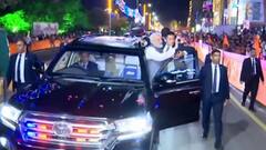 पीएम मोदी ने जामनगर में किया रोड शो, 50,000 करोड़ से ज्यादा की परियोजनाओं की देंगे सौगात