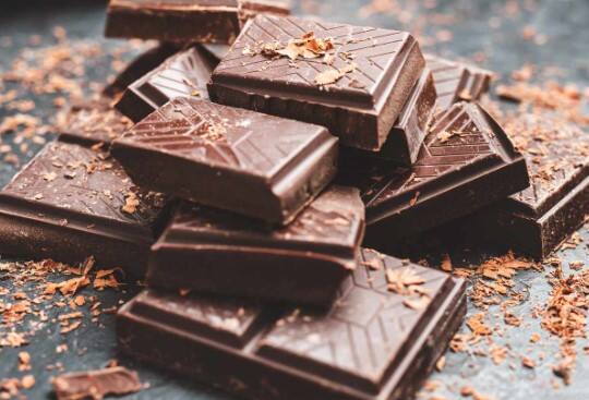 Be careful if the child eats too much chocolate બાળક વધુ ચોકલેટ ખાતા હોય તો સાવધાન રહો, ગંભીર બીમારી થઈ શકે છે