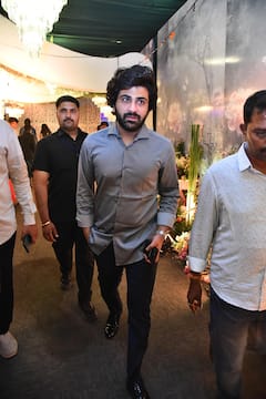 Ashish Reception - విజయ్ దేవరకొండ to శర్వానంద్: ఆశిష్ వెడ్డింగ్ రిసెప్షన్‌కు హాజరైన టాలీవుడ్ సెలబ్రిటీలు వీరే