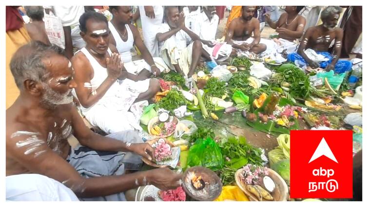 Masi Magam 2024 mayiladuthurai district special prayer cauvery thulakattam poompuhar - TNN Masi maham 2024: மாசி மகம் ; மயிலாடுதுறை மாவட்டத்தில் நீர் நிலைகளில் குவிந்த பக்தர்கள்