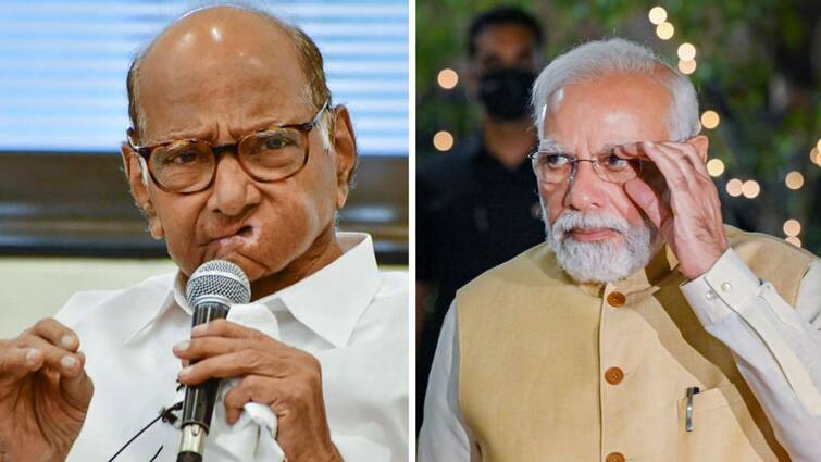 NCP Sharadchandra Pawar MVA Pune Melava  Sharad Pawar critisized Narendra Modi about farmer essue in country Politics Marathi News Sharad Pawar on PM Modi : शेतात वाढलेलं तण उपटून फेकतो तसं हे सरकार उखडून टाकावं लागेल, शरद पवारांनी मोदी सरकारविरोधात 'तुतारी' फुंकली