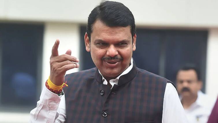 Running drug free Maharashtra campaign 25 lakh reward to Pune police says home minister Devendra Fadnavis in pune Devendra Fadnavis : ड्रग्ज फ्री महाराष्ट्र मोहीम राबवत आहोत, पुणे पोलिसांना 25 लाखांचे पारितोषिक : देवेंद्र फडणवीस