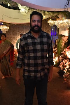 దిల్ రాజు సోదరుడి కొడుకు ఆశిష్ రిసెప్షన్ వేడుకల్లో టాలీవుడ్ సెలబ్రిటీల సందడి