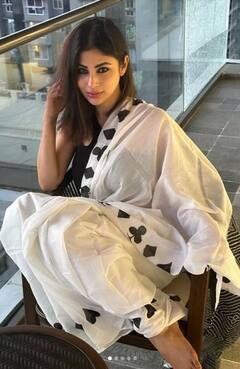 Mouni Roy: ਸਾੜੀ 'ਚ ਮੌਨੀ ਰਾਏ ਦੇ ਸਟਾਈਲ ਦੇ ਦੀਵਾਨੇ ਹੋਏ ਫੈਨਜ਼, ਦੇਖੋ ਖੂਬਸੂਰਤ ਫੋਟੋ