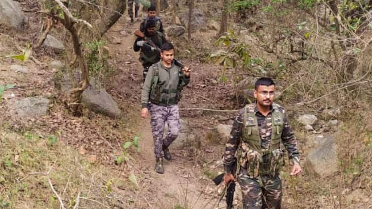 Chhattisgarh Three Naxalites Killed In Kanker Encounter CAF Personnel Killed In IED Blast Bijapur Kanker BSF CAF Chhattisgarh: 3 Naxalites Gunned Down In Kanker Encounter, CAF Personnel Killed In Bijapur IED Blast