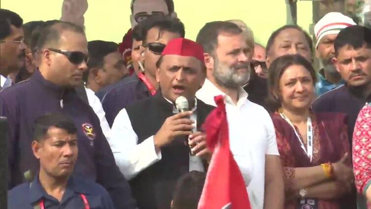 Lok Sabha Election 2024 UP Akhilesh Yadav Joins Rahul Gandhi Priyanka Gandhi Bharat Jodo Nyay Yatra In Agra Congress SP Seat Sharing BJP Akhilesh Yadav Joins Rahul Gandhi, Priyanka During Bharat Jodo Nyay Yatra In UP After LS Seat-Sharing Sealed