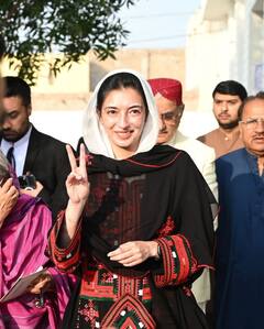 ब्रिटेन में पढ़ाई, मां बेनजीर की तरह तेजतर्रार, जानिए कौन हैं आसिफा भुट्टो, जिनकी PAK संसद में होगी एंट्री