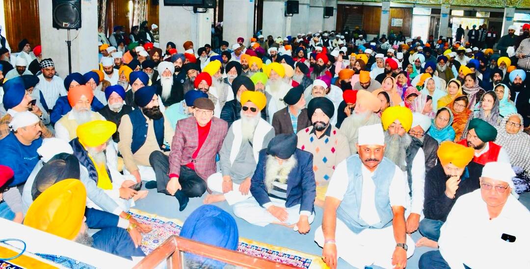 Important meeting of SAD held in Gurudwara Sri Guru Singh Sabha Model Town Extension - Bhupinder Singh Bhinda Punjab news: ਗੁਰਦੁਆਰਾ ਸ਼੍ਰੀ ਗੁਰੂ ਸਿੰਘ ਸਭਾ ਮਾਡਲ ਟਾਊਨ ਐਕਸਟੈਨਸ਼ਨ 'ਚ ਹੋਈ SAD ਦੀ ਅਹਿਮ ਮੀਟਿੰਗ -ਭੁਪਿੰਦਰ ਸਿੰਘ ਭਿੰਦਾ