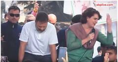 Bharat Jodo Nyay Yatra: Priyanka Gandhi को देखने के लिए सड़क पर उतरे मुरादाबाद के लोग, देखिए