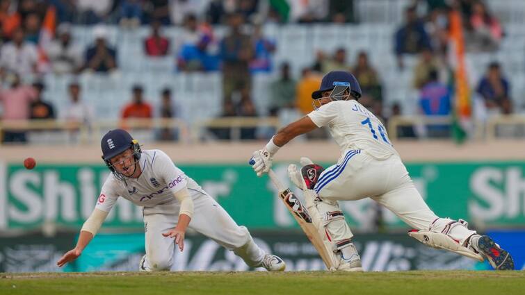 IND vs ENG 4th Ranchi Test Indian Team all out on 307 runs in their first innings England have 46 runs lead Dhruv Jurel miss hundred IND vs ENG: 307 पर सिमटी टीम इंडिया, इंग्लैंड के पास 46 रन की बढ़त मौजूद; शतक से चूके ध्रुव जुरेल 