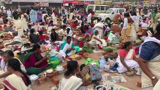 கேரளாவில் 20 லட்சத்துக்கும் மேற்பட்ட பெண்கள் பங்கேற்கும் பொங்கல் விழா - காரணம் தெரியுமா?
