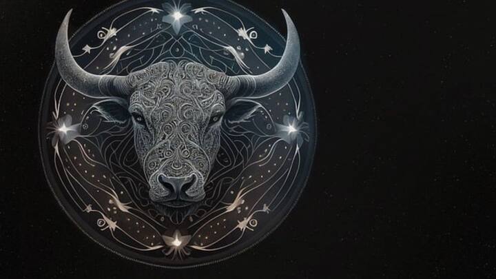 বৃষ রাশি (Taurus Horoscope)- বৃষ রাশির জাতকদের জন্য এই সপ্তাহে কিছু বড় পরিবর্তন আসতে চলেছে। আপনি এই সপ্তাহে বিস্ময়কর পরিবর্তন দেখতে পাবেন। ব্যবসায় ওঠা-নামা থাকতে পারে। কোনো ধরনের ঝুঁকি নেওয়া থেকে বিরত থাকুন, আপনার টাকা আটকে যেতে পারে। আপনি যদি বিদেশে কেরিয়ার বা ব্যবসা করার কথা ভাবছেন তবে কাঙ্ক্ষিত সাফল্য পেতে পারেন। এই সপ্তাহে কর্মক্ষেত্রে কোনো কিছুকে গুরুত্ব দেবেন না। আবেগে ভেসে কোনো সিদ্ধান্ত নেবেন না। বিবাহিত জীবনে সঙ্গীর সঙ্গে সময় কাটাতে ভুলবেন না।
