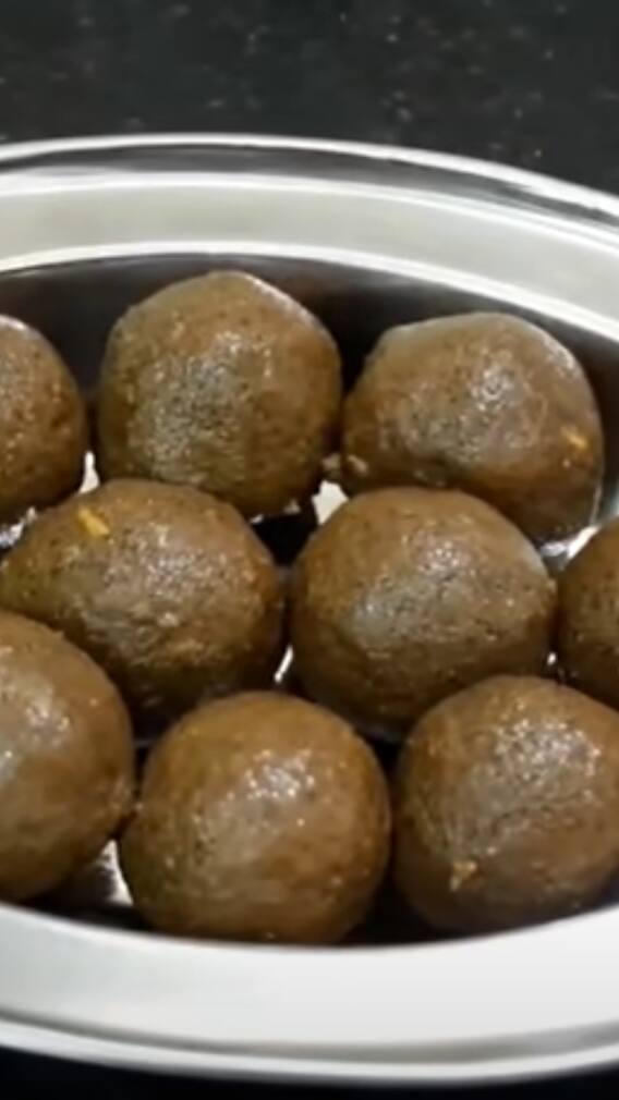 ஊட்டச்சத்து நிறைந்த உளுந்து லட்டு.. செய்முறை இதோ!