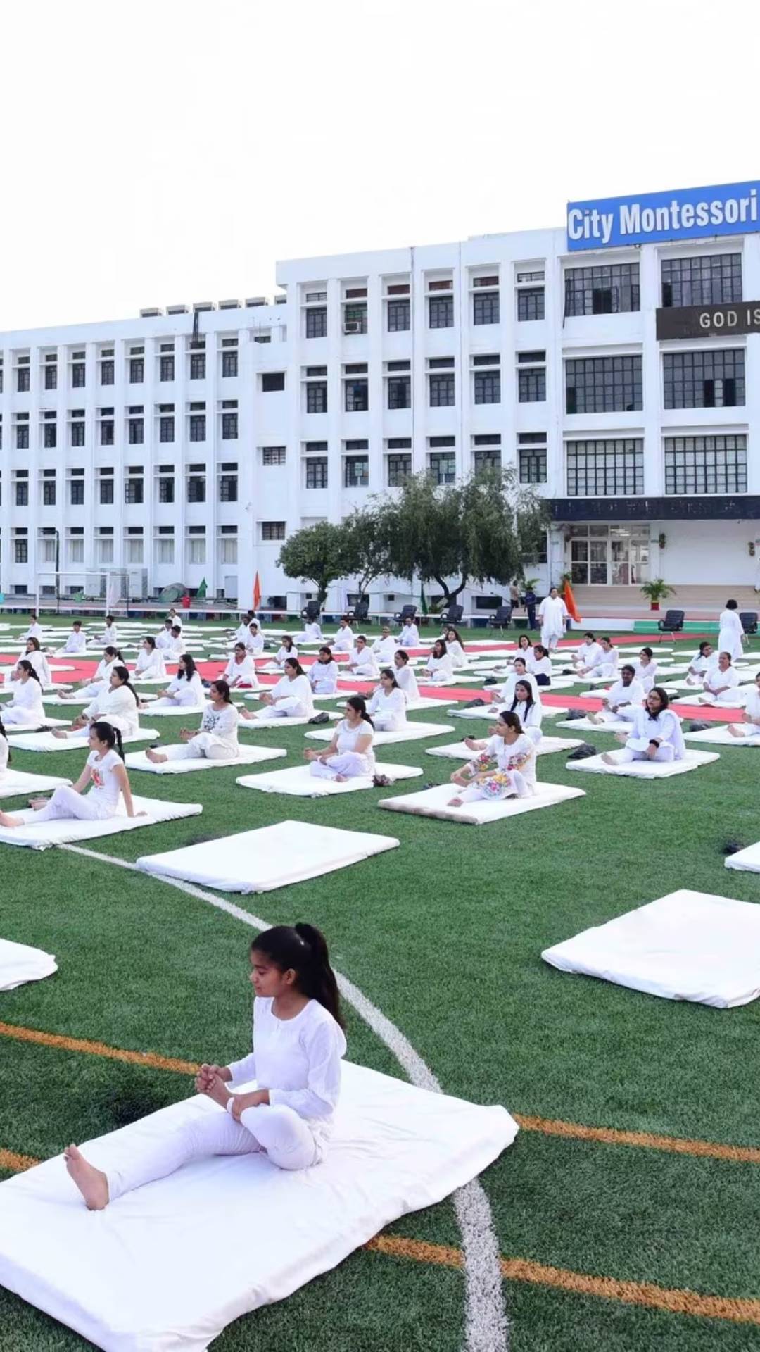 सीएमएस डॉ जगदीश गांधी और डॉ भारती