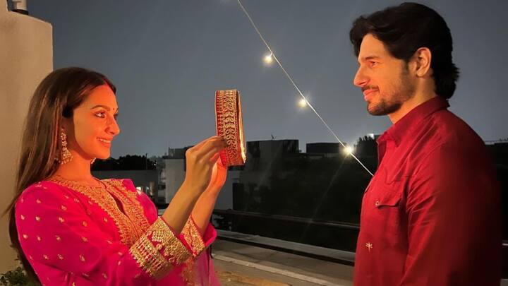 কিয়ারা বলছেন, ' যখন আমি বিয়ে করছি, তখন কানাঘুষোয় শুনেছিলাম অনেকে বলাবলি করছে, আমি একেবারে কেরিয়ারের পিকেই বিয়ে করে নিচ্ছি, এরপরে কেরিয়ার নষ্ট হয়ে যাবে। '