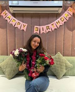 Pics: तृप्ति डिमरी ने फैमिली संग मनाया अपना 30वां बर्थडे, मिला ये खास तोहफा, वायरल हुईं सेलिब्रेशन की तस्वीरें