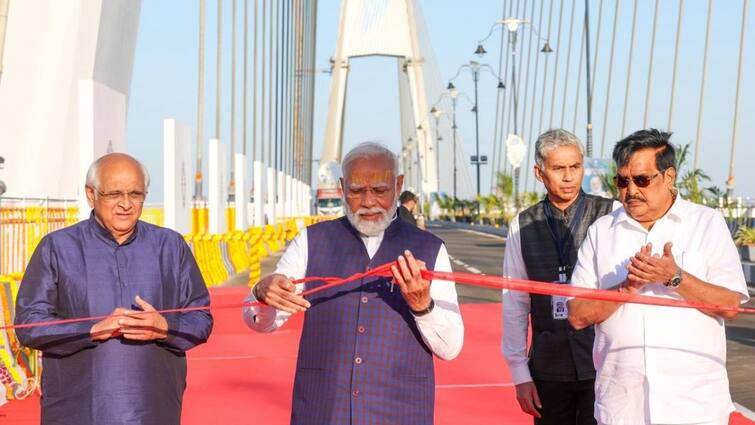 PM Modi Inaugurates India's Longest Cable Stayed Bridge Sudarshan Setu భారత్‌లోనే అత్యంత పొడవైన కేబుల్ బ్రిడ్జ్‌, సుదర్శన్‌ సేతుని ప్రారంభించిన ప్రధాని మోదీ